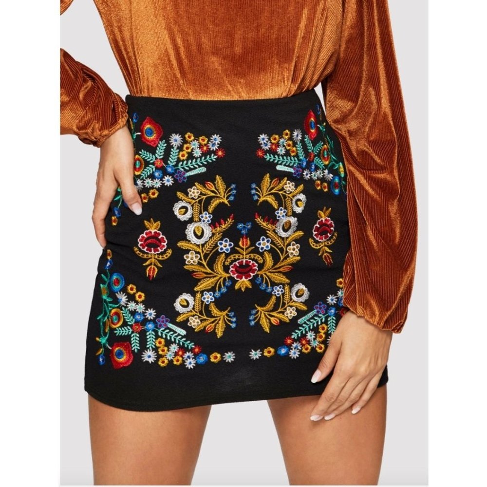 Boho Embroidered High-Rise Mini Skirt